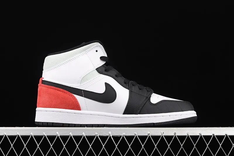 All categories Air Jordan Jordan series basketball shoes Air Jordan 1 Mid Special offer Air Jordan 1 Mid AJ1 Joe 1 black and white black tea Zhongbang basketball shoes 852542-100